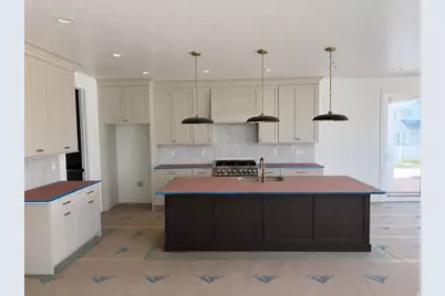 763 W Summerhill Ln, Centerville, UT 84014 - Photo 4