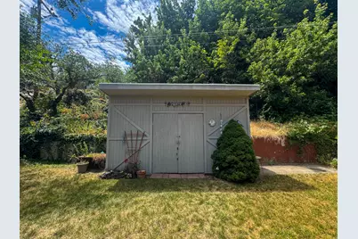 4835 E Burch Creek Dr S, South Ogden, UT 84403 - Photo 4
