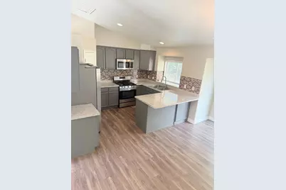 627 S Jake Garn Blvd, Salt Lake City, UT 84104 - Photo 6
