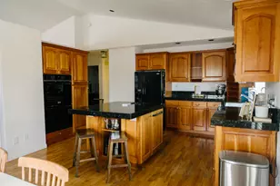 104 S Ridgeview Dr, Orem, UT 84058 - Photo 14