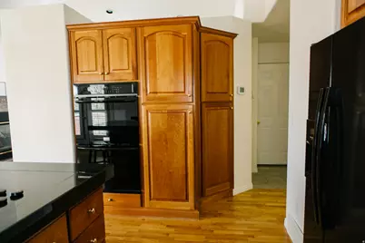 104 S Ridgeview Dr, Orem, UT 84058 - Photo 16