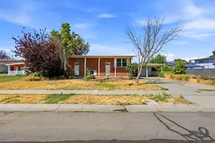 1946 W Condie Dr S, Taylorsville, UT 84129 - Photo 8