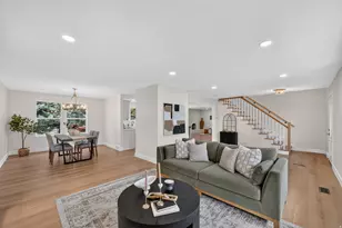 10866 S Savannah Dr E, Sandy, UT 84094 - Photo 8