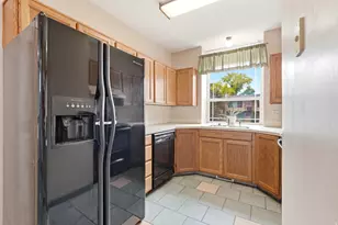 5622 S 2950 W, Roy, UT 84067 - Photo 10