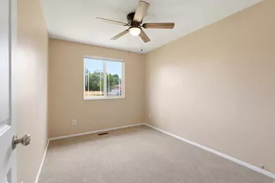 5622 S 2950 W, Roy, UT 84067 - Photo 14