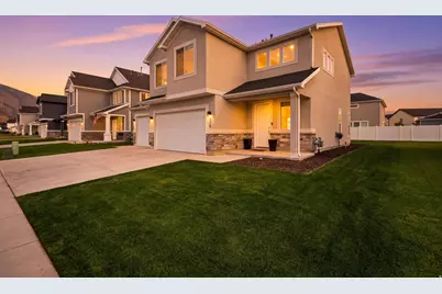 374 W Ropelato Dr, Nibley, UT 84321 - Photo 2