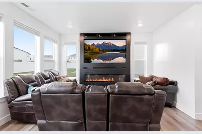 374 W Ropelato Dr, Nibley, UT 84321 - Photo 8