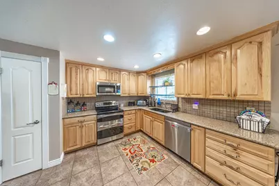1170 Thornfield Rd, Kaysville, UT 84037 - Photo 18