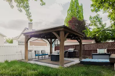 1523 N 150 W, Bountiful, UT 84010 - Photo 8