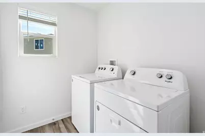 395 E Halls Creek Rd, Saratoga Springs, UT 84045 - Photo 22