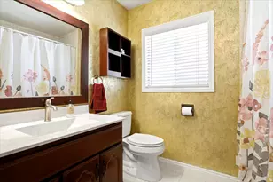 1388 N Hillsboro Dr, Layton, UT 84040 - Photo 26