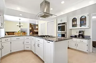 1388 N Hillsboro Dr, Layton, UT 84040 - Photo 12