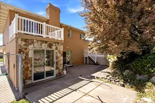 1388 N Hillsboro Dr, Layton, UT 84040 - Photo 34