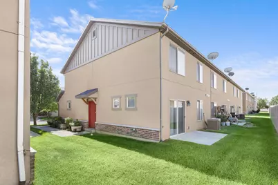 2461 S Gilmour St, West Haven, UT 84401 - Photo 4