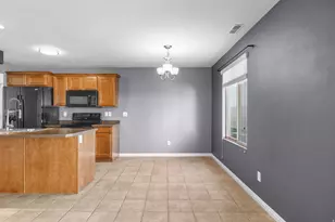 2461 S Gilmour St, West Haven, UT 84401 - Photo 10