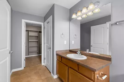 2461 S Gilmour St, West Haven, UT 84401 - Photo 16