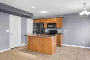 2461 S Gilmour St, West Haven, UT 84401 - Photo 8