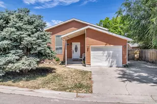 4598 W Archer Ln, West Valley, UT 84120 - Photo 2