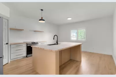 1982 N Trellis Pl W, Saratoga Springs, UT 84045 - Photo 6