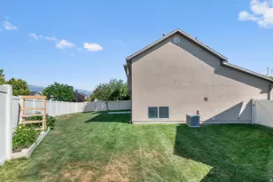 1982 N Trellis Pl W, Saratoga Springs, UT 84045 - Photo 24