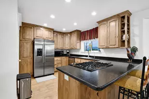305 N Center St, Moroni, UT 84646 - Photo 12