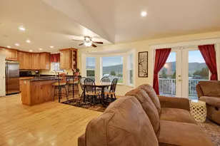 305 N Center St, Moroni, UT 84646 - Photo 10