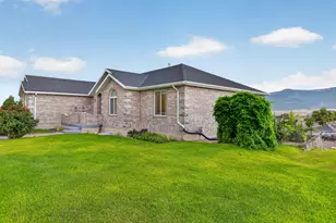 305 N Center St, Moroni, UT 84646 - Photo 42