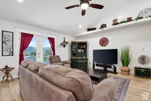 305 N Center St, Moroni, UT 84646 - Photo 10