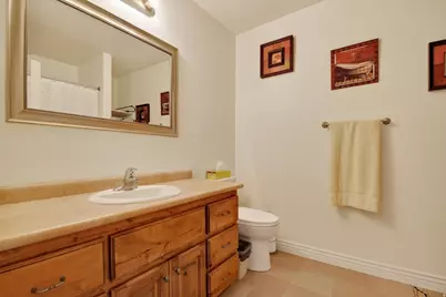 305 N Center St, Moroni, UT 84646 - Photo 18