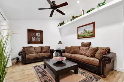 305 N Center St, Moroni, UT 84646 - Photo 6