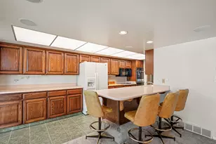 689 E 4149 S, Millcreek, UT 84107 - Photo 8