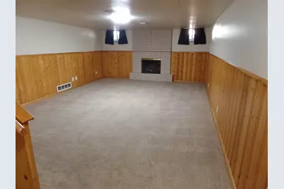 5572 S Avalon Dr, Murray, UT 84107 - Photo 10