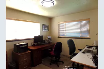 5572 S Avalon Dr, Murray, UT 84107 - Photo 8