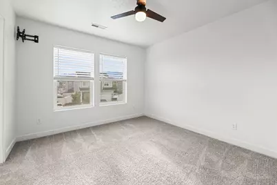 5124 N Espalier Dr, Eagle Mountain, UT 84005 - Photo 18