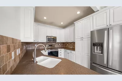 102 S 610 E, American Fork, UT 84003 - Photo 8