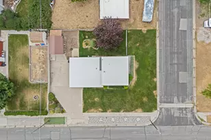 323 N Holiday Dr E, Brigham City, UT 84302 - Photo 22