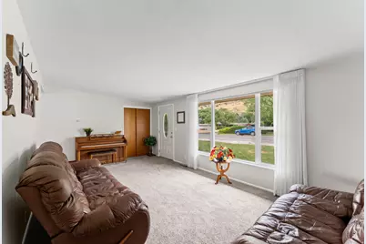 323 N Holiday Dr E, Brigham City, UT 84302 - Photo 4