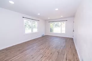 730 E Oak Dr, South Ogden, UT 84403 - Photo 2