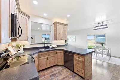 577 S 600 E, Nephi, UT 84648 - Photo 12
