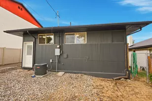 1203 E 2700 S, Salt Lake City, UT 84106 - Photo 36