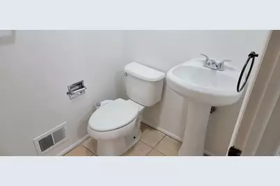 1862 E 3990 S, Holladay, UT 84124 - Photo 8