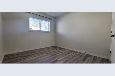 891 E Bristle Pl, Millcreek, UT 84106 - Photo 10
