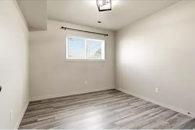 891 E Bristle Pine Pl, Millcreek, UT 84106 - Photo 12