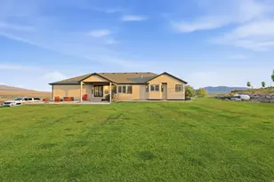 2056 Ridgeline Rd, Stockton, UT 84071 - Photo 40