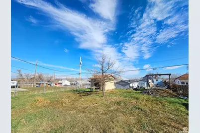 3119 S 9000 W, Magna, UT 84044 - Photo 8