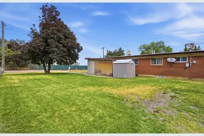 4204 S Adams E, South Ogden, UT 84403 - Photo 26