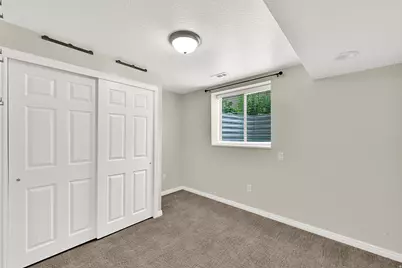 2433 N 770 W, Clinton, UT 84015 - Photo 30