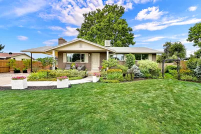 2433 N 770 W, Clinton, UT 84015 - Photo 2