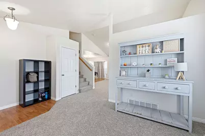 8534 S Maul Oak Dr, West Jordan, UT 84081 - Photo 4