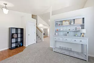 8534 S Maul Oak Dr, West Jordan, UT 84081 - Photo 4